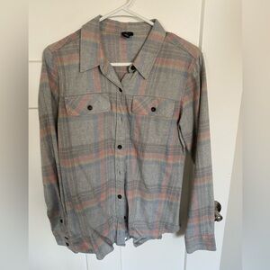 Patagonia Gray and Pink Plaid Utility Shirt